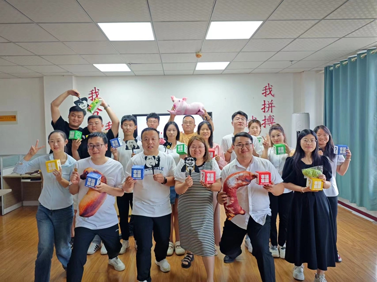 “淡季不淡，旺季更旺”：青島伊盛泰數(shù)控設(shè)備有限公司七月啟動(dòng)會工作匯報(bào)